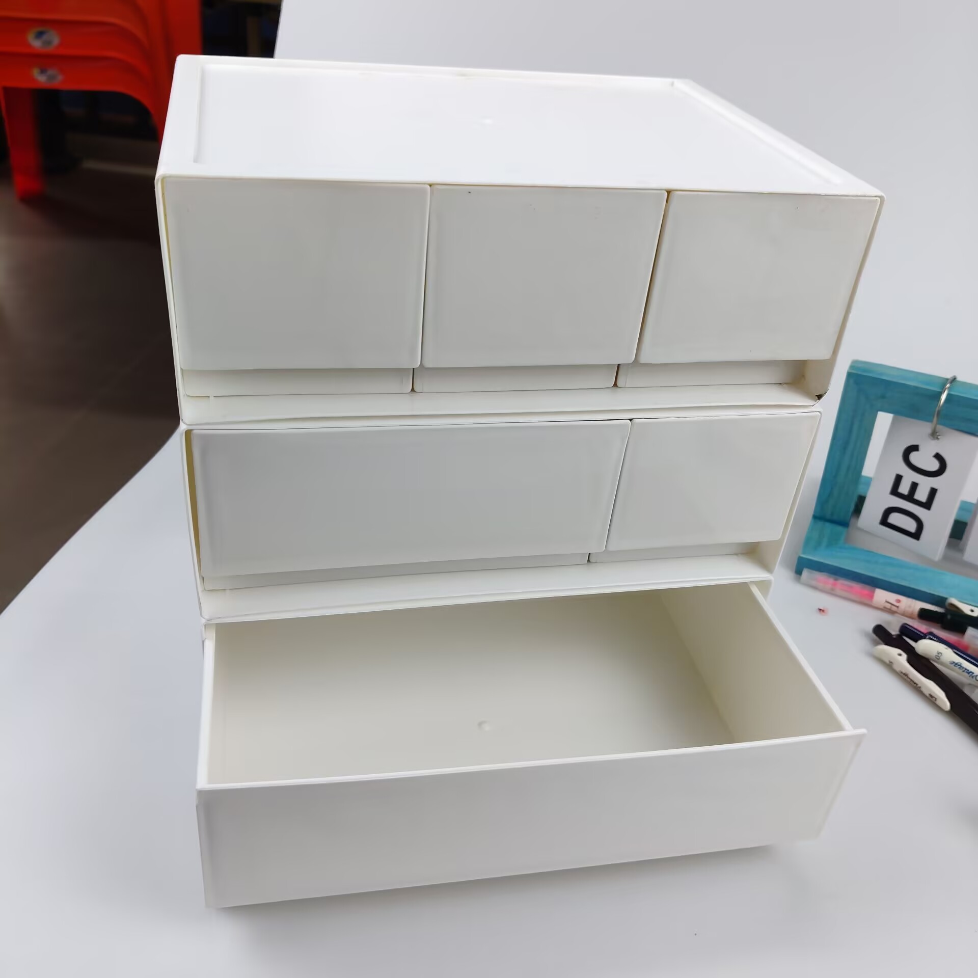 Pudełko do przechowywania na b – Cubicle Shelf Organizer recenzja i cena
